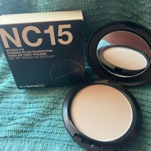 MAC NC15 Studio Fix Powder Plus Foundation BNIB